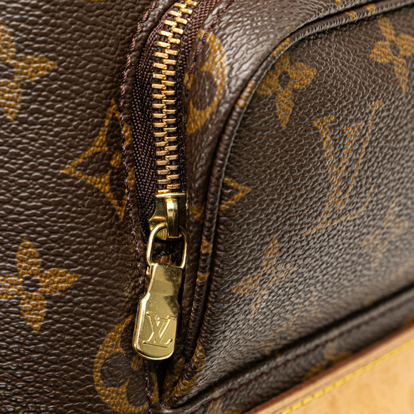 LOUIS VUITTON Monogram Montsouris MM Backpack - Picture 9 of 15